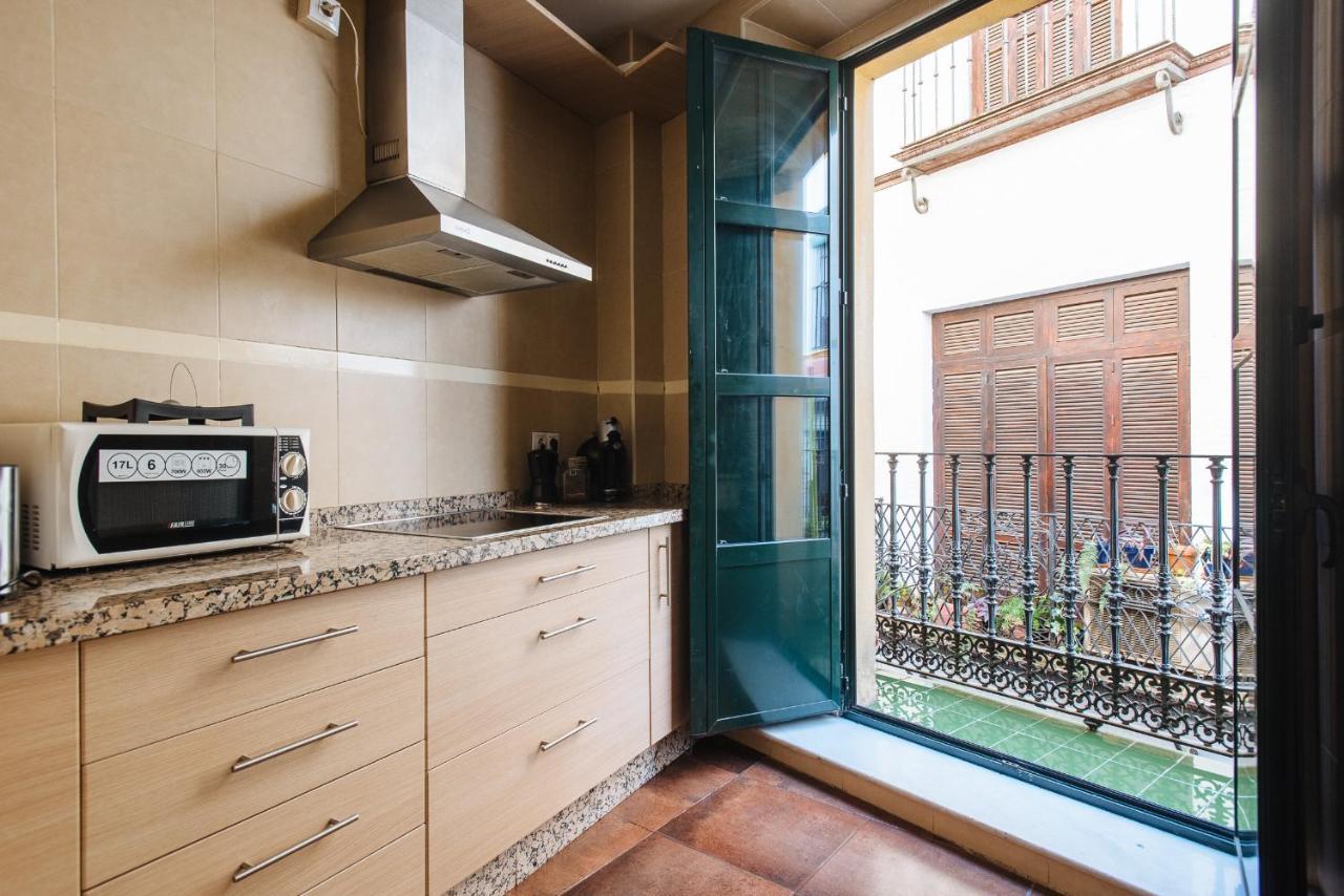 Homeyseville- Bright Apartment At Santa Cruz 6 Pax, Parking Optional Luaran gambar