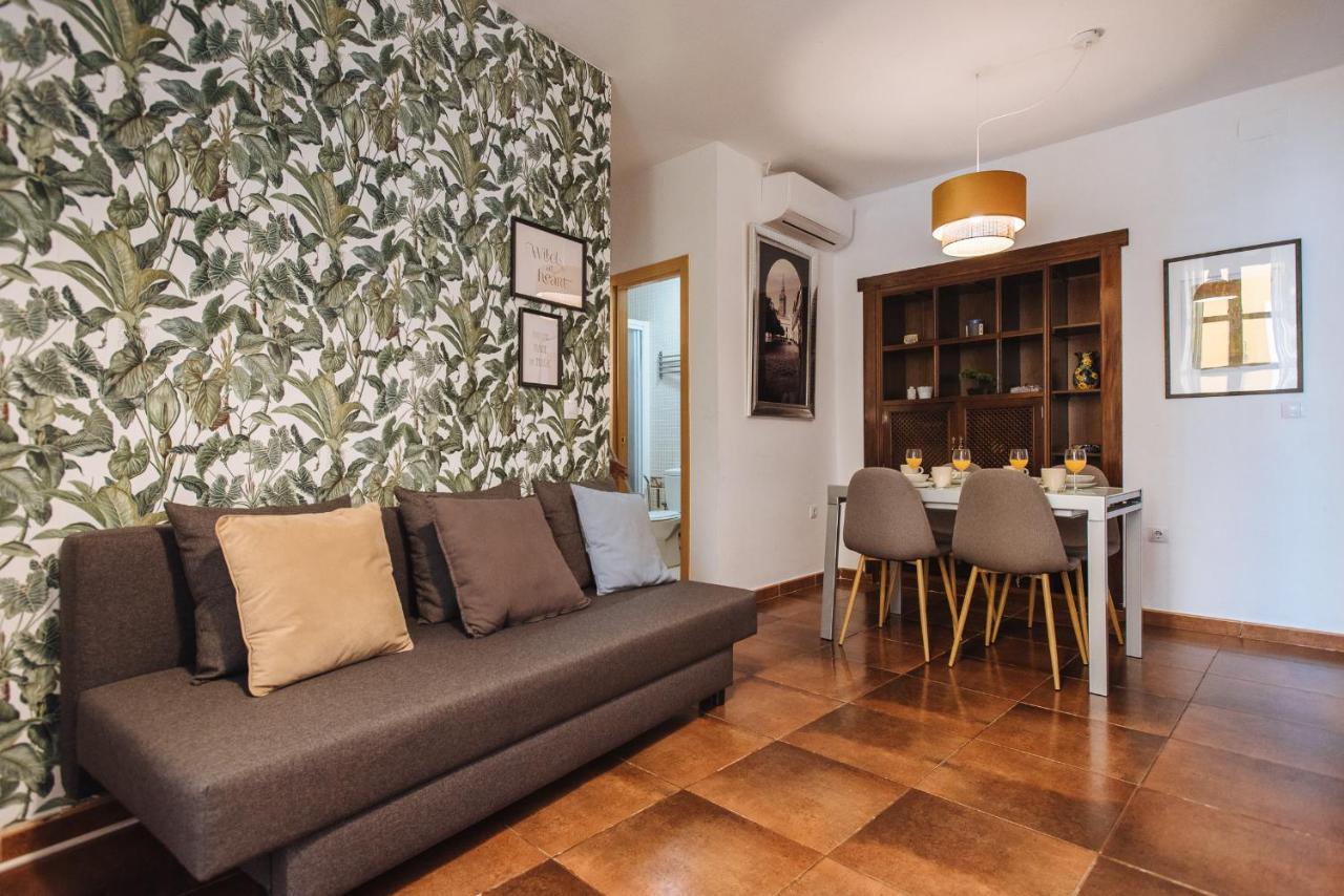 Homeyseville- Bright Apartment At Santa Cruz 6 Pax, Parking Optional Luaran gambar